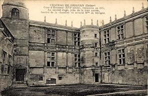 Ansichtskarte / Postkarte Grignan Drôme, Chateau, Cour d'Honneur