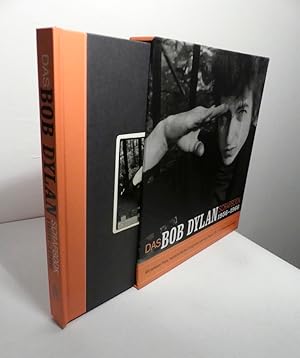 Das Bob Dylan Scrapbook1956 - 1966. Mit einem biographischen Text von Robert Santelli.