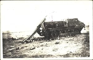 Foto Ansichtskarte / Postkarte Zerstörter britischer Panzer, I WK
