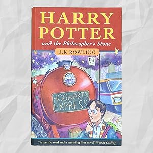 Bild des Verkufers fr Harry Potter and the Philosopher's Stone, First UK Edition, First Printing, Paperback, J.K. Rowling, Bloomsbury, 1997 zum Verkauf von Potter Rare Books