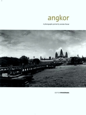 Imagen del vendedor de Angkor a la venta por Collectors' Bookstore