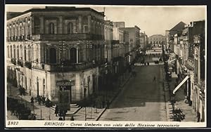 Cartolina Brindisi, Corso Umberto con vista della Stazione terroviaria