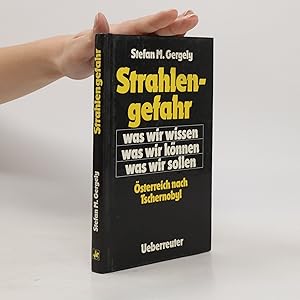 Bild des Verkufers fr Strahlengefahr zum Verkauf von Bookbot