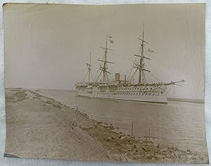 FOTOGRAFIA NAVE CROCODILE NEL CANALE DI SUEZ,