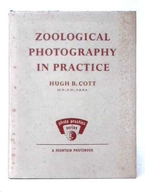 Bild des Verkufers fr Zoological Photography In Practice: A Contribution To The Technique And Art Of Wild Animals Portraiture (Photo Practice Series) zum Verkauf von World of Rare Books