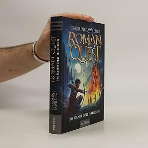 Bild des Verkufers fr Roman Quest - im Bann der Druiden zum Verkauf von Bookbot