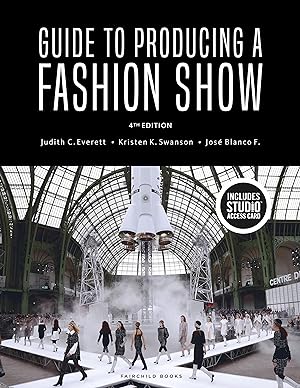 Seller image for GT PRODUCING A FASHION SHOW for sale by moluna