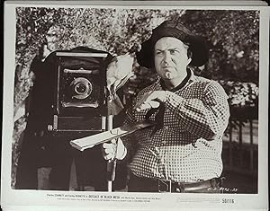Image du vendeur pour Outcast of the Black Mesa 8 x 10 Still 1950 Smiley Burnette with camera and bird!! mis en vente par AcornBooksNH