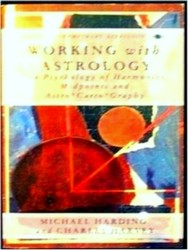 Bild des Verkufers fr Working With Astrology: The Psychology of Harmonics, Midpoints and Astro Cartography zum Verkauf von Collectors' Bookstore