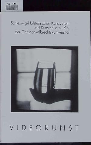 Immagine del venditore per Katalog der Sammlung Videokunst aus dem Besitz der Kunsthalle zu Kiel. venduto da Antiquariat Bookfarm