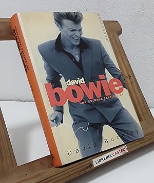 Image du vendeur pour David Bowie. Una extraa fascinacin mis en vente par Librera Castro