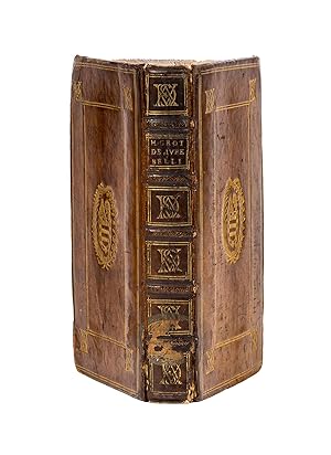 Image du vendeur pour De Iure Belli ac Pacis Libri Tres. Amsterdam: Blaeu, 1632 mis en vente par The Lawbook Exchange, Ltd., ABAA  ILAB