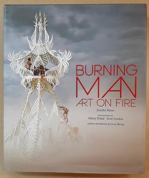 Imagen del vendedor de Burning Man: Art on Fire. a la venta por City Basement Books