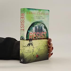 Imagen del vendedor de Resist a la venta por Bookbot