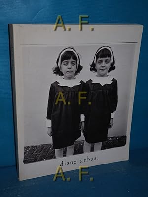 Immagine del venditore per Diane Arbus : An Aperture Monograph venduto da Antiquarische Fundgrube e.U.