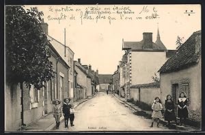 Carte postale Reuilly, Rue Voltaire
