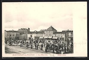 Carte postale Mirebeau-en-Poitou, Le Marché