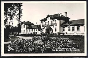 Carte postale Rochefort-sur-Mer, Les Ecoles Emile-Zola