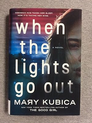 Bild des Verkufers fr When The Lights Go Out zum Verkauf von Book Nook