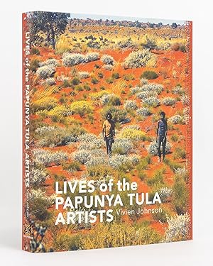 Bild des Verkufers fr Lives of the Papunya Tula Artists zum Verkauf von Michael Treloar Booksellers ANZAAB/ILAB