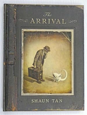 Imagen del vendedor de The Arrival a la venta por Adelaide Booksellers