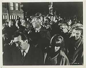 Immagine del venditore per Point Blank (Original photograph from the 1967 film) venduto da Royal Books, Inc., ABAA