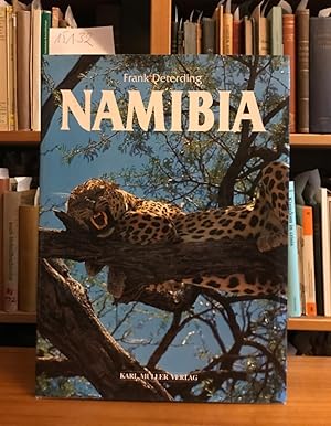 Bild des Verkufers fr Namibia. [Ein Bildband]. zum Verkauf von Antiquariat Welwitschia Dr. Andreas Eckl
