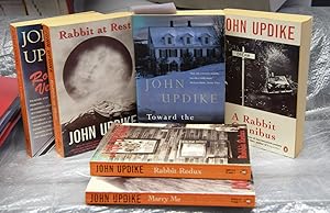 Konvolut 6 englischsprachiger Romane von Updike ( Roger's Version, Rabbit at Rest, Marry Me, Rabb...