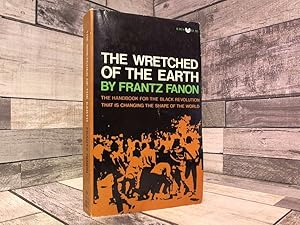 Seller image for The Wretched of the Earth for sale by Archives Books inc.