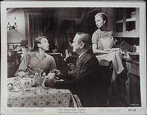 Immagine del venditore per The Stratton Story 8 x 10 Still 1949 James Stewart, June Allsyon, Agnes Morehead venduto da AcornBooksNH