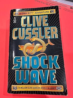 Imagen del vendedor de Shock Wave a Dirk Pittadventure a la venta por Happy Heroes