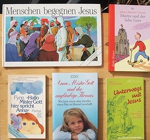 Bild des Verkufers fr Konvolut mit fnf Bcher: 1. Unterwegs mit Jesus. Von Kapernaum nch Jerusalem ; 2. Menschen begegnen Jesus ; 3. Moritz und der liebe Gott ; 4. Hallo Mister Gott, hier spricht Anna ; 5. Anna, Mister Gott und der unglubige Thomas zum Verkauf von Versandantiquariat Manuel Weiner