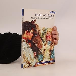 Bild des Verkufers fr Fields of Home zum Verkauf von Bookbot