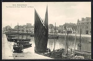 Carte postale Concarneau, Vue generale du quai Peneroff, le Bassin