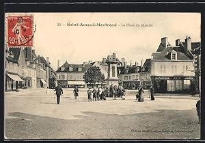 Carte postale Saint-Amand-Montrond, La Place du Marché