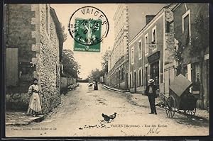 Carte postale Vaiges, Rue des Ecoles