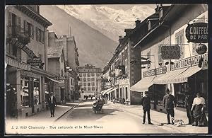 Carte postale Chamonix, Rue nationale et le Mont-Blanc