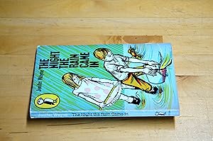 Seller image for The Night the Rain Came in (Puffin Books) for sale by HALCYON BOOKS