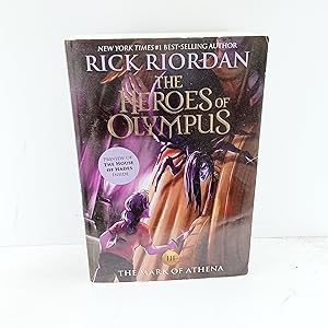 Immagine del venditore per Heroes of Olympus, The Book Three: Mark of Athena, The-(new cover) (The Heroes of Olympus) venduto da Cat On The Shelf