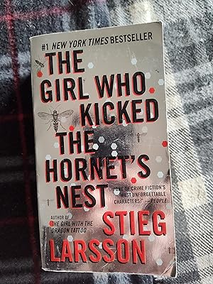 The Girl Who Kicked the Hornet's Nest: A Lisbeth Salander Novel (The Girl with the Dragon Tattoo ...