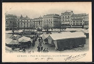 Carte postale Le Mans, Place de la République un jour de Marché