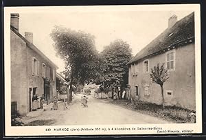 Carte postale Marnoz, vue de la rue avec des enfants