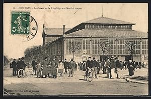 Carte postale Bourges, Marche couvert