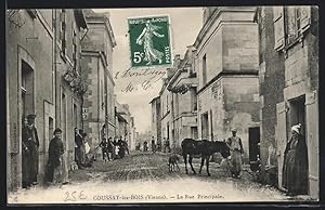 Carte postale Coussay-les-Bois, La Rue Principale, vue de la rue
