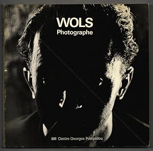 Imagen del vendedor de WOLS. Photographe. a la venta por Librairie-Galerie Dorbes Tobeart