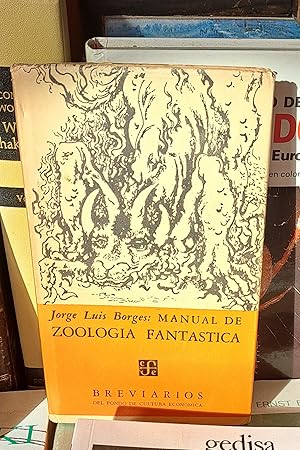 Bild des Verkufers fr MANUAL DE ZOOLOGIA FANTASTICA. PRIMERA EDICION zum Verkauf von TRANSATLANTICO LIBROS