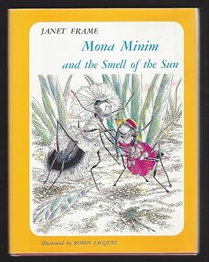 Bild des Verkufers fr Mona Minim and the Smell of the Sun zum Verkauf von Warwick Books, member IOBA