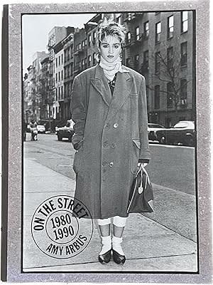 Immagine del venditore per On the Street 1980-1990 venduto da Bagatelle Books, IOBA