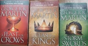 Immagine del venditore per A Song of Ice and Fire: A Clash of Kings- A Storm of Swords - A Feast for Crows- 3 Bnde, venduto da Gabis Bcherlager