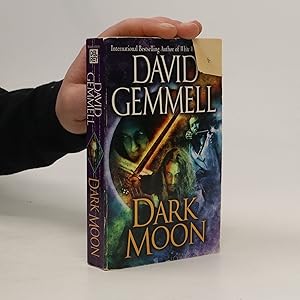 Immagine del venditore per Dark Moon venduto da Bookbot